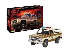Revell Stranger Things Jim Hoppers Chevy Blazer K5 1:25...