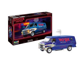 Revell GMC WSQK Squawk Van "Stranger Things"...