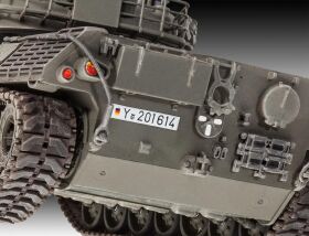 Revell Model Set Leopard 1 1:35 Modellbausatz inkl. Farben, Kleber & Pinsel / 63240