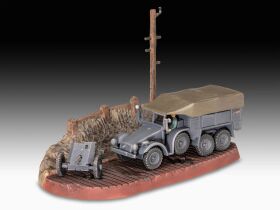 Revell Model Set Krupp Protze Kfz 69 mit 3,7 cm Pak 1:76 Modellbausatz inkl. Farben, Kleber & Pinsel / 63344