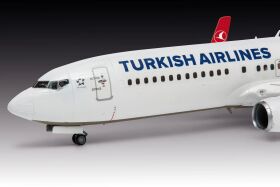 Revell Model Set Boeing 737-800 Turkish Airlines 1:144 Plastikmodellbausatz / 63772