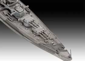Revell Model Set Battleship Gneisenau Modellbausatz mit Basiszubehör / 65181