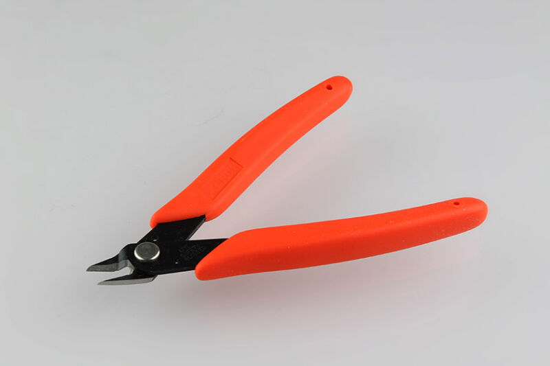 CORE Präzisions Seitenschneider / CR232