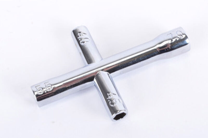 Mini Radschlüssel mit 4 Steckschlüsseln 4,0 4,5 5,5 und 7,0 mm / CR271