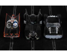 SCALEXTRIC 1:32 Batmobile Ultimate Triple Pack / 56004575A