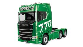 AMEWI Scania 770 S Zugmaschine 6x4 1:18 RTR grün /...
