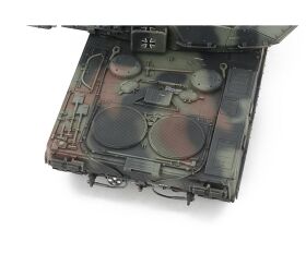 1:48 KPz Leopard 2 A7V / 300032607
