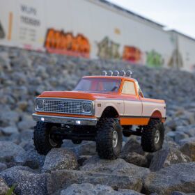 Axial SCX24 Chevrolet C10 1:24 4X4 Rock Crawler RTR, orange / AXI-3408T2