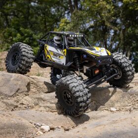 AXIAL UTB18 Capra 1:18 4WS 4WD Trail Buggy RTR inkl. Akku...